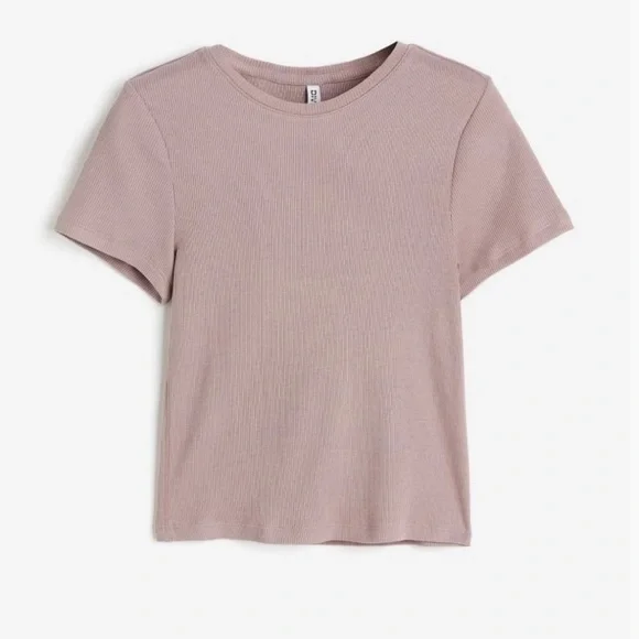 Pink Top - Picture 1 of 2